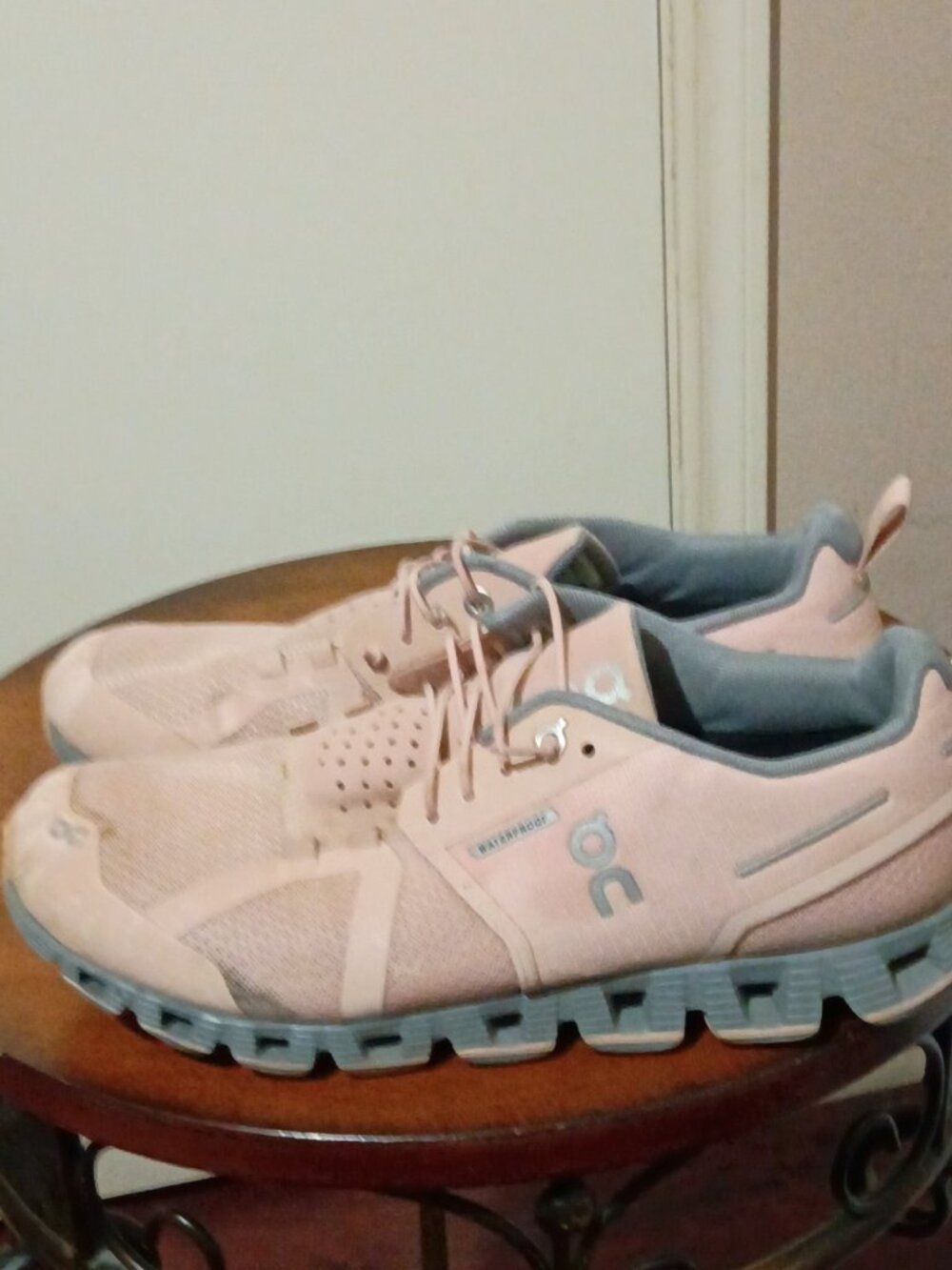 ON CLOUD Running Women’s 7.5 Pink ROSE/LUNAR Waterproof Sneakers Shoes 19.99831 - Picture 9 of 14